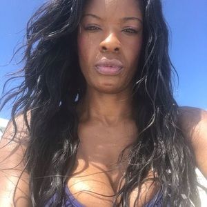 Meet your Posher, Lasunda